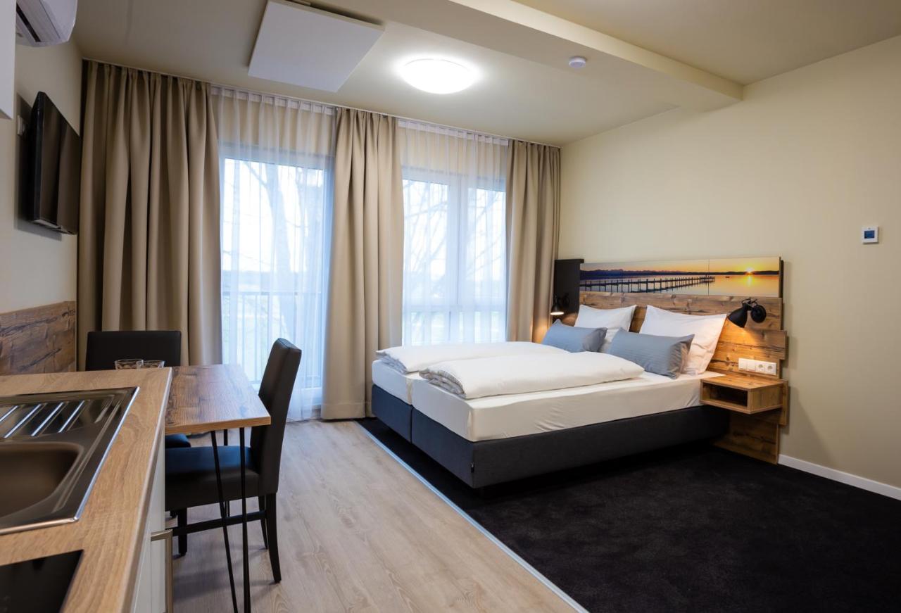 Gaestehaus - Boardinghouse Magnetsried เซเฮาพท์ ภายนอก รูปภาพ